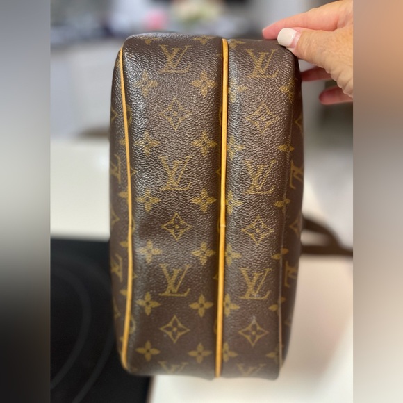 Louis Vuitton Brown and Gold Travel Bag - Picture 6 of 16